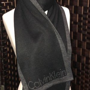 Calvin Klein reversible scarf